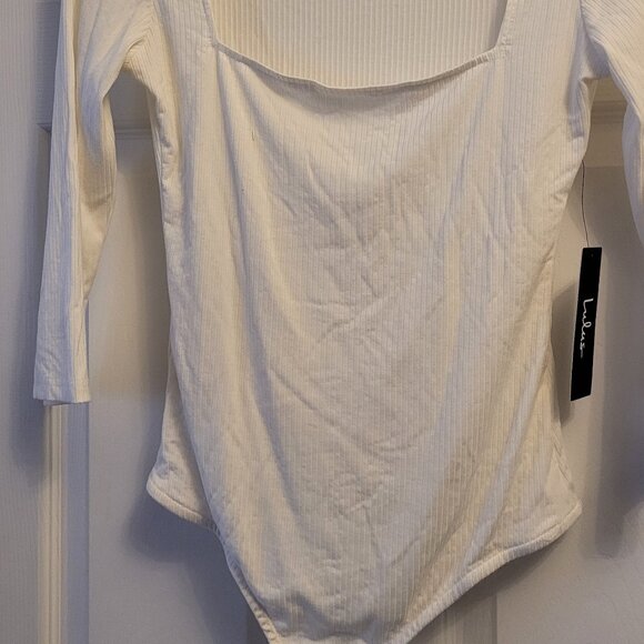 ✨NWT✨ Lulu's Square-Neck Long Sleeve Bodysuit - Picture 6 of 10